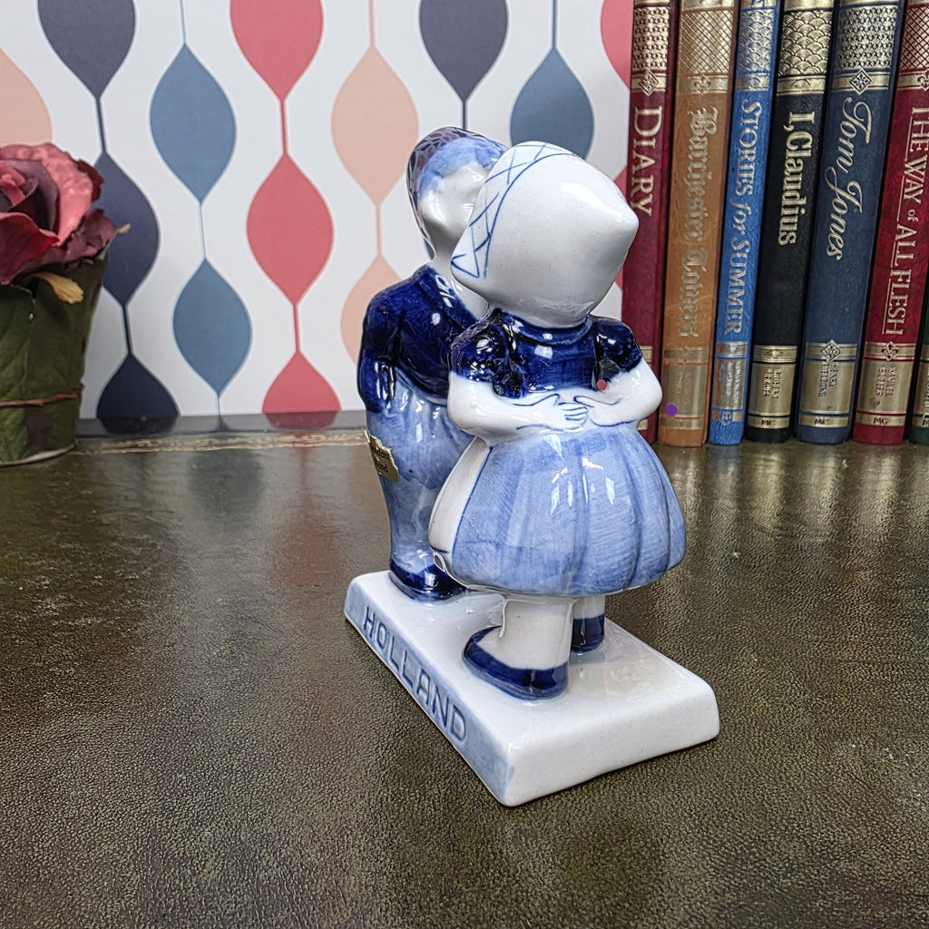 Vintage Delft Blue Kissing Couple Figurine Holland Volendam Hand Painted Dutch Ceramic Statue