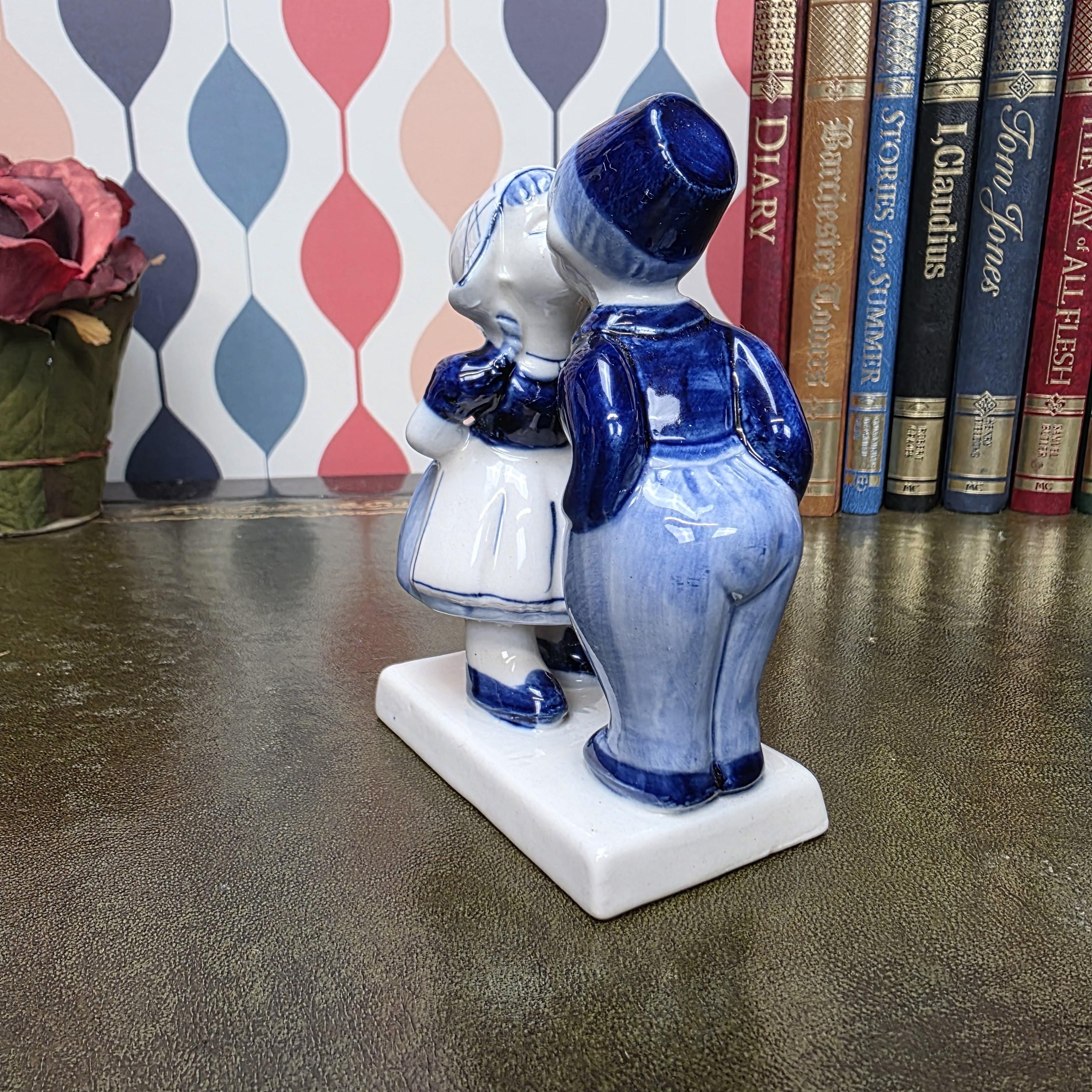 Vintage Delft Blue Kissing Couple Figurine Holland Volendam Hand Painted Dutch Ceramic Statue