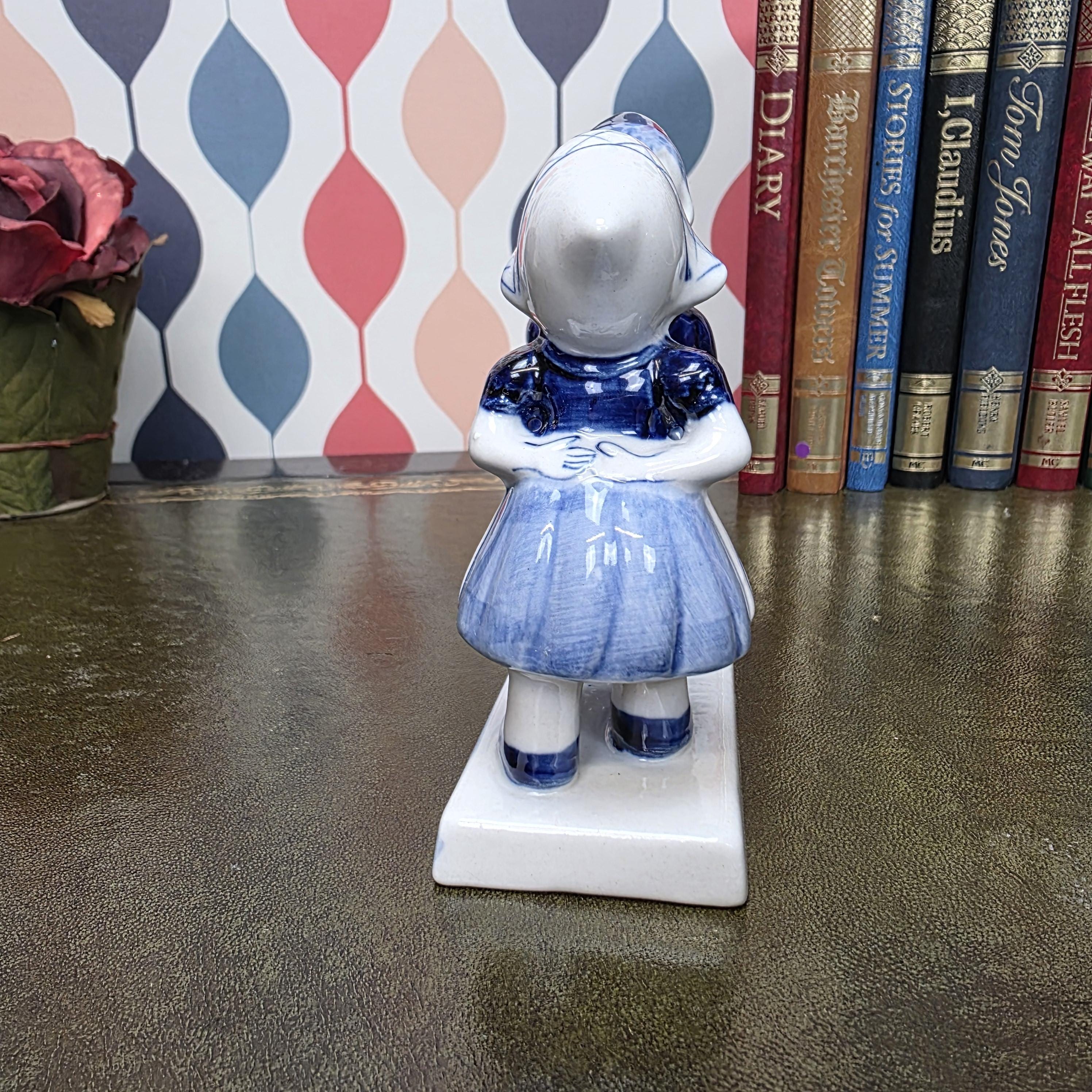 Vintage Delft Blue Kissing Couple Figurine Holland Volendam Hand Painted Dutch Ceramic Statue