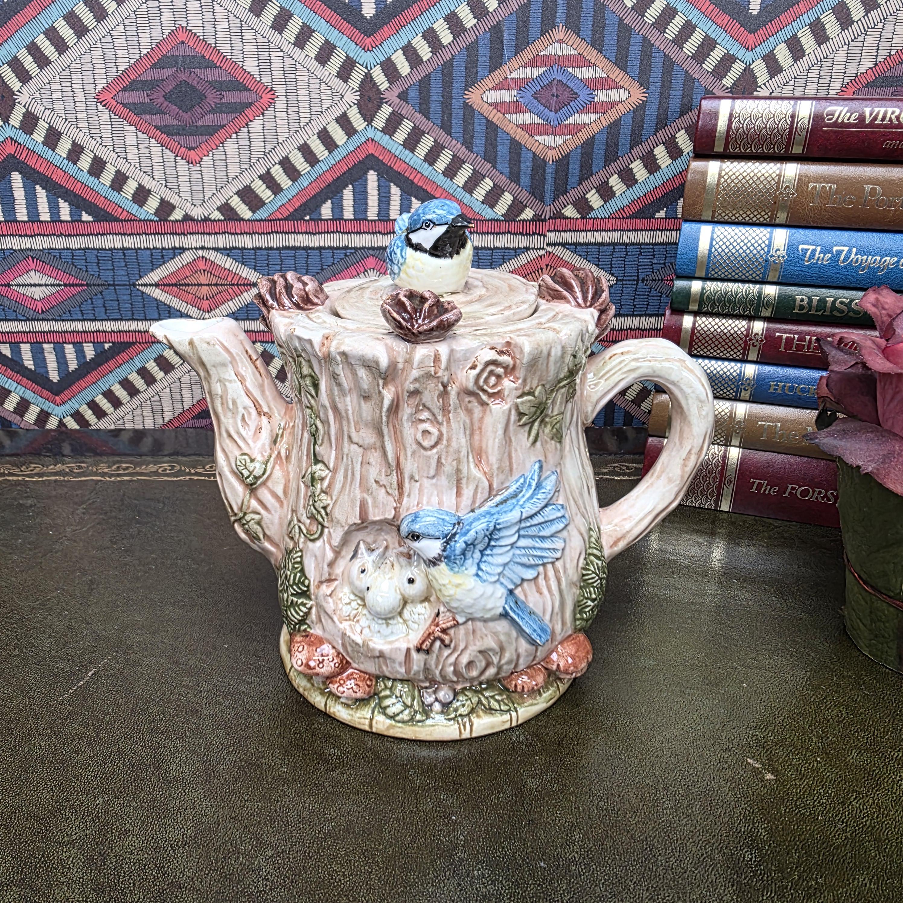 Vintage Leonardo Collection Bird Teapot Decorative Ceramic Woodland Cottagecore Bluebird Teapot Sculpture