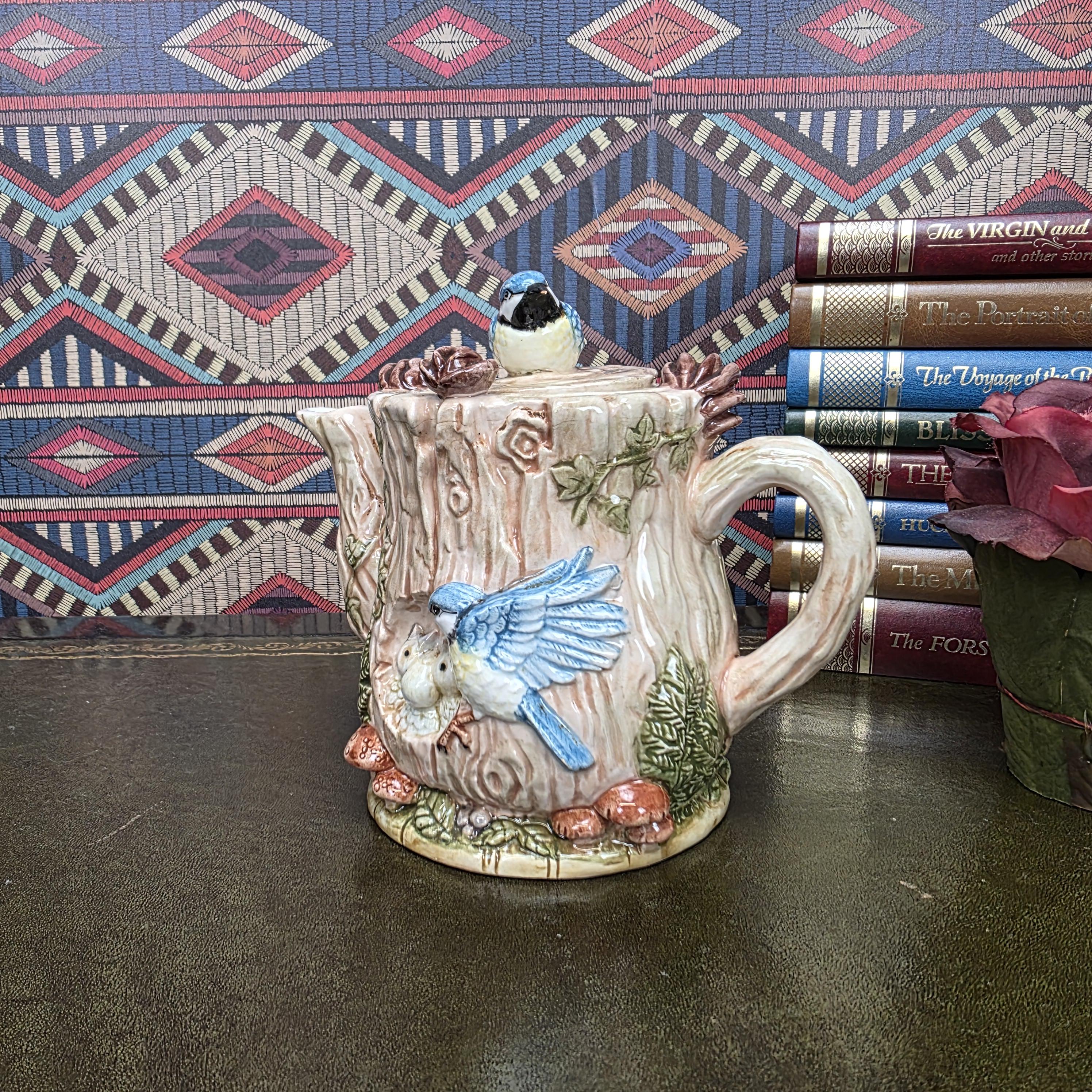 Vintage Leonardo Collection Bird Teapot Decorative Ceramic Woodland Cottagecore Bluebird Teapot Sculpture