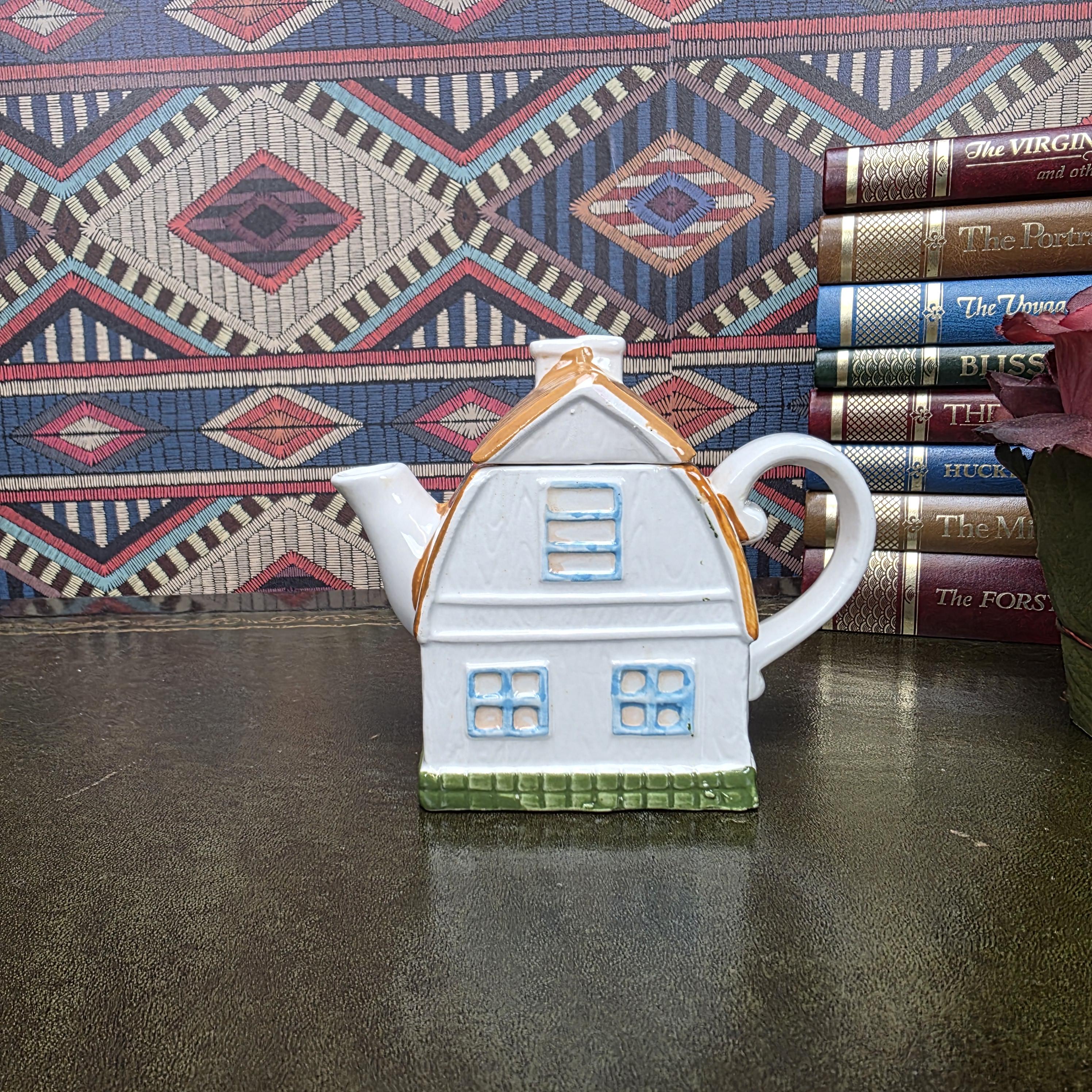 House Shape Ceramic Teapot Vintage Taiwan Cottage Style Novelty Kitchen Collectible Farmhouse Decor
