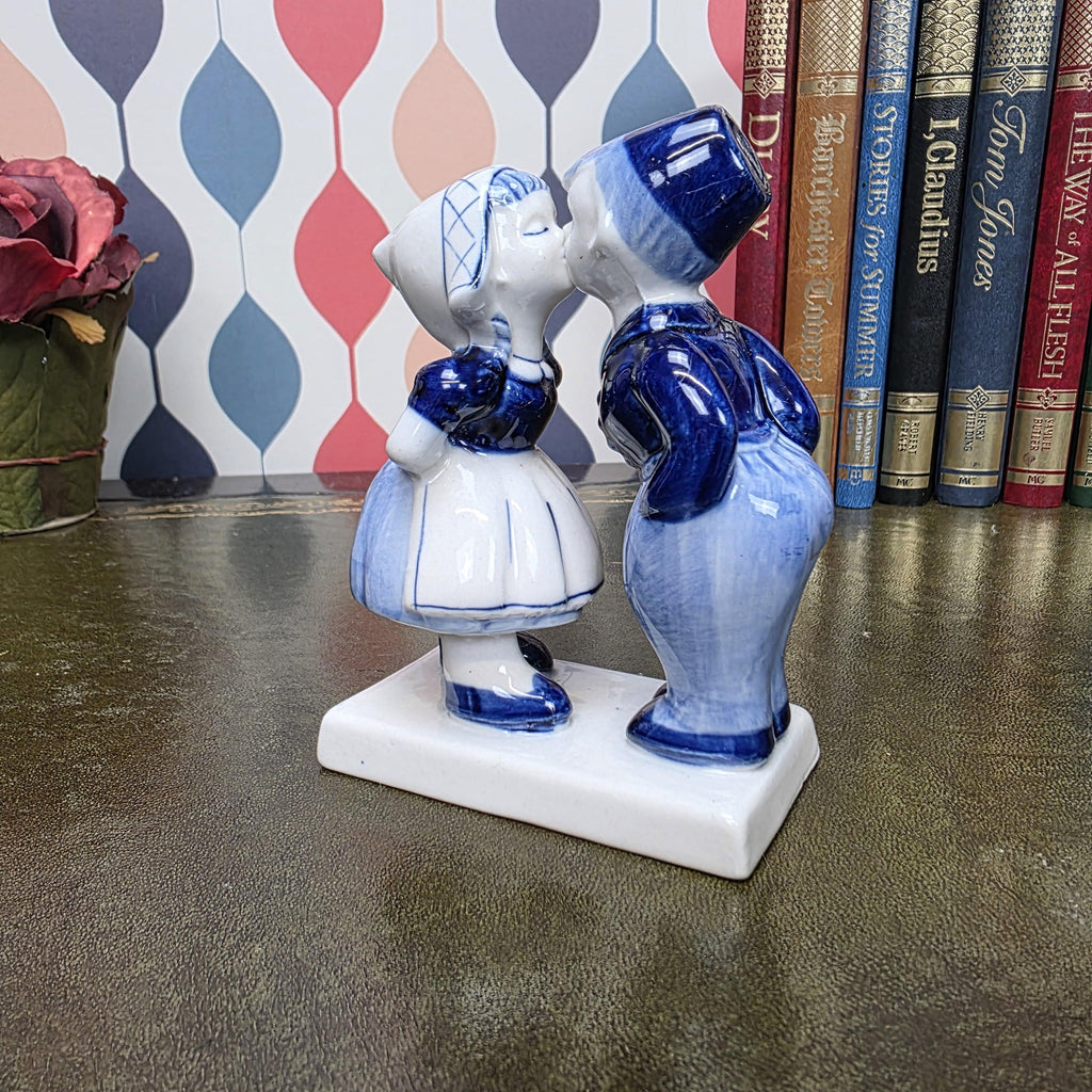 Vintage Delft Blue Kissing Couple Figurine Holland Volendam Hand Painted Dutch Ceramic Statue
