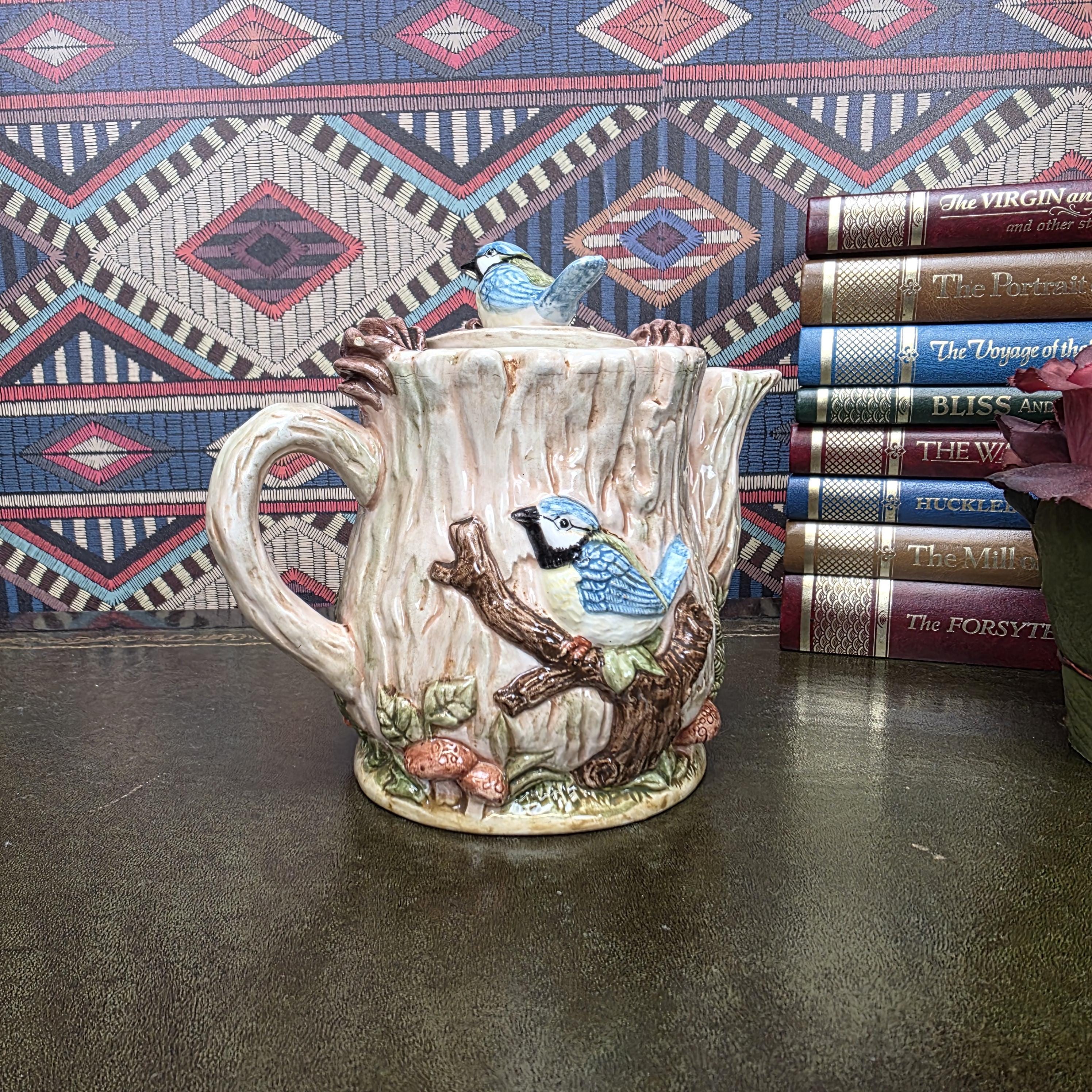 Vintage Leonardo Collection Bird Teapot Decorative Ceramic Woodland Cottagecore Bluebird Teapot Sculpture