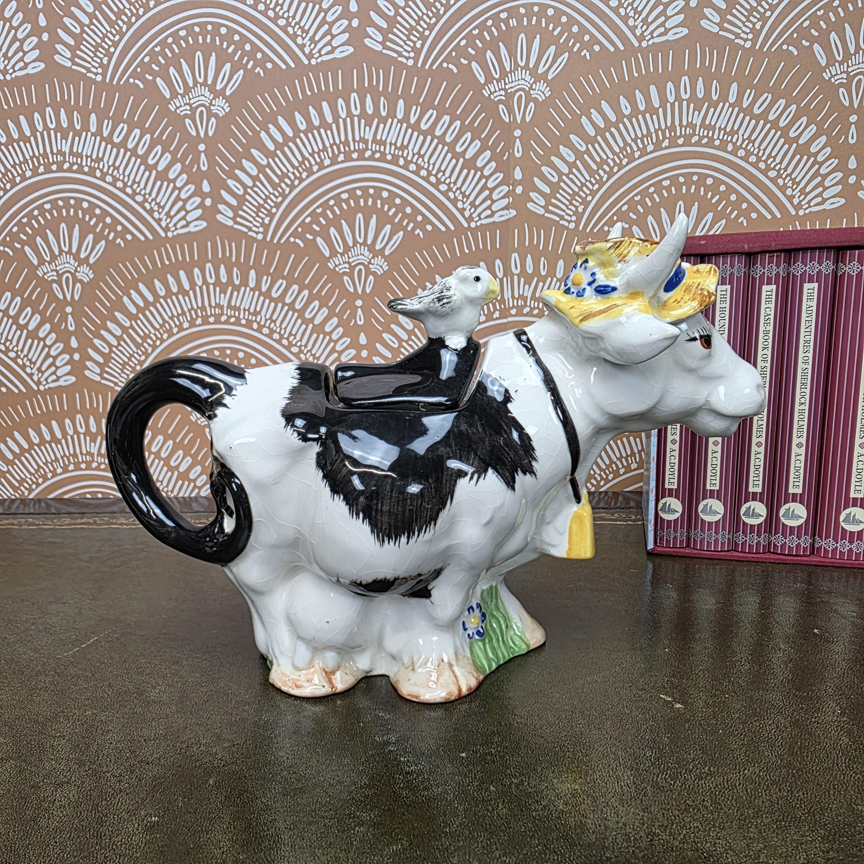 Price Kensington Cow Teapot Vintage English Ceramic Novelty Farmhouse Teapot Collectors Kitchen Decor