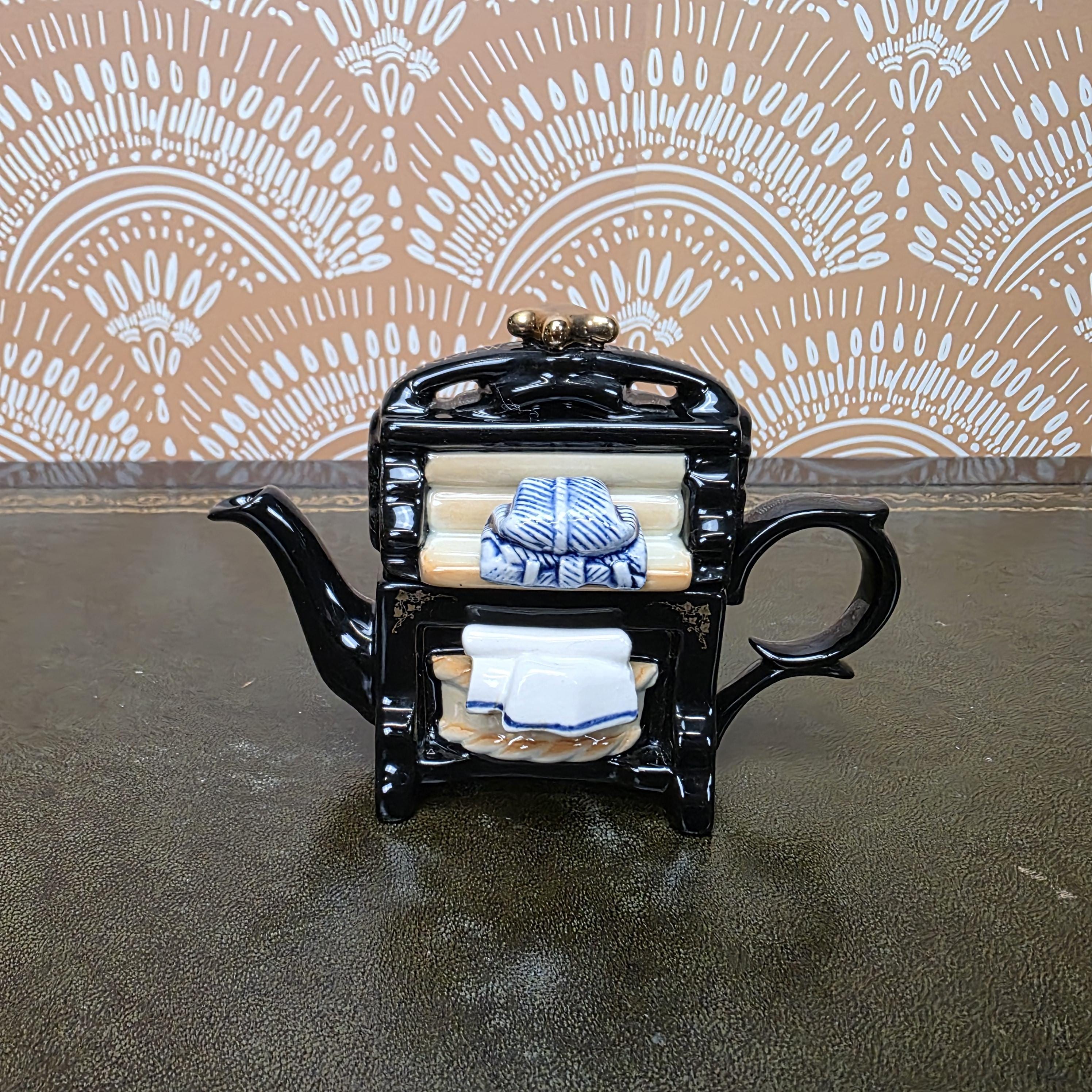 Cardew Design Novelty Teapot Choice Kitchen Cupboard Wash Stand