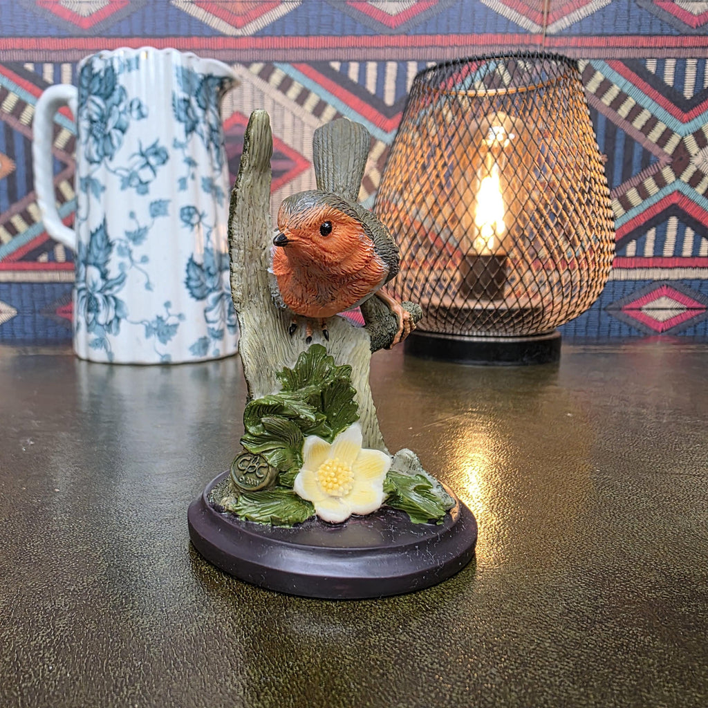 Robin Bird Figurine Reader's Digest 2004 Hand Painted Wildlife Sculpture Andy Pearce Nature Collectible