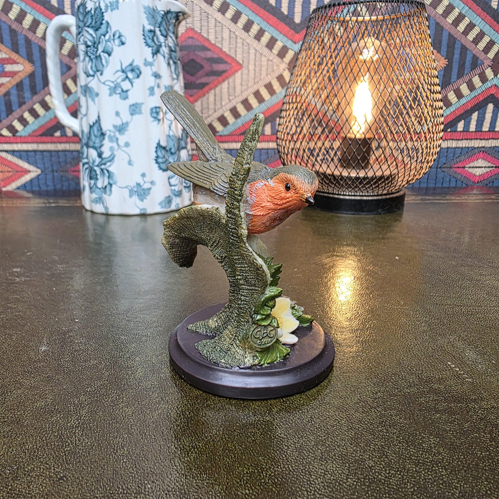 Robin Bird Figurine Reader's Digest 2004 Hand Painted Wildlife Sculpture Andy Pearce Nature Collectible