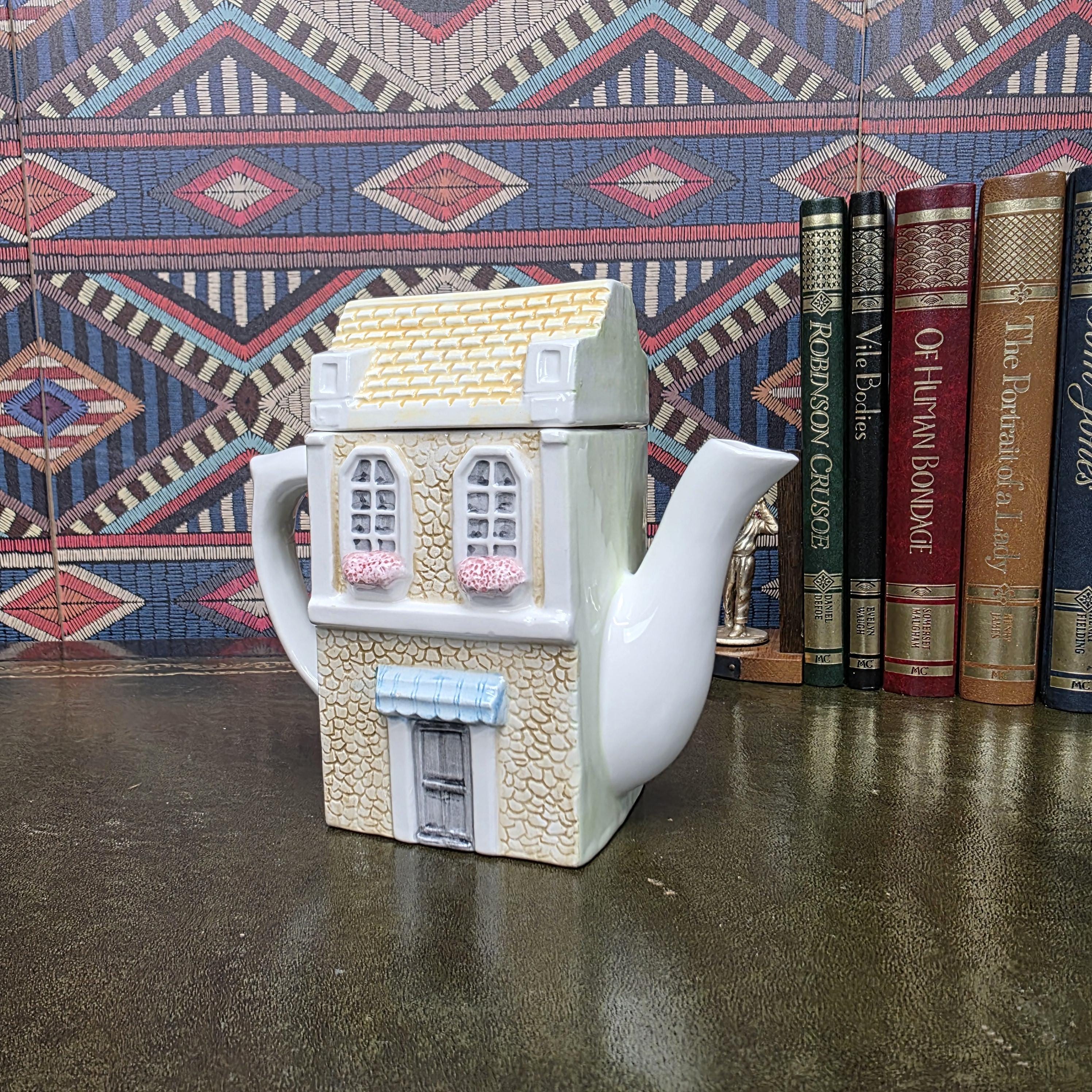 Leonardo Collection Post Office Teapot Ceramic Village House Novelty Tea Pot British Cottage Decor