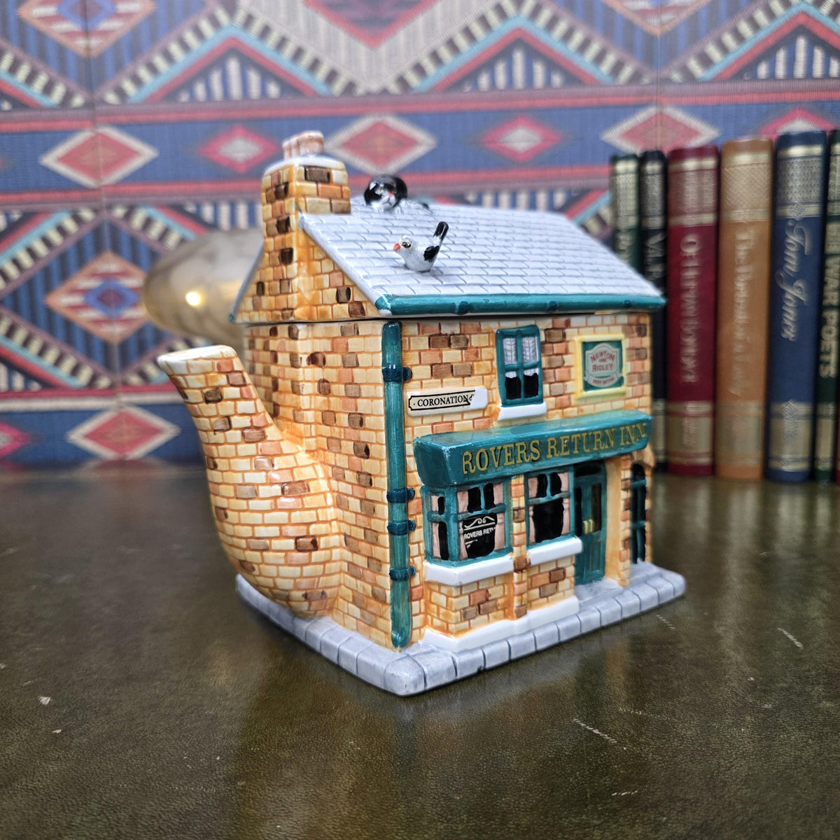 Coronation Street Teapot Rovers Return Inn Annie Rowe Ceramic Pub Collectible TV Memorabilia Kitchen