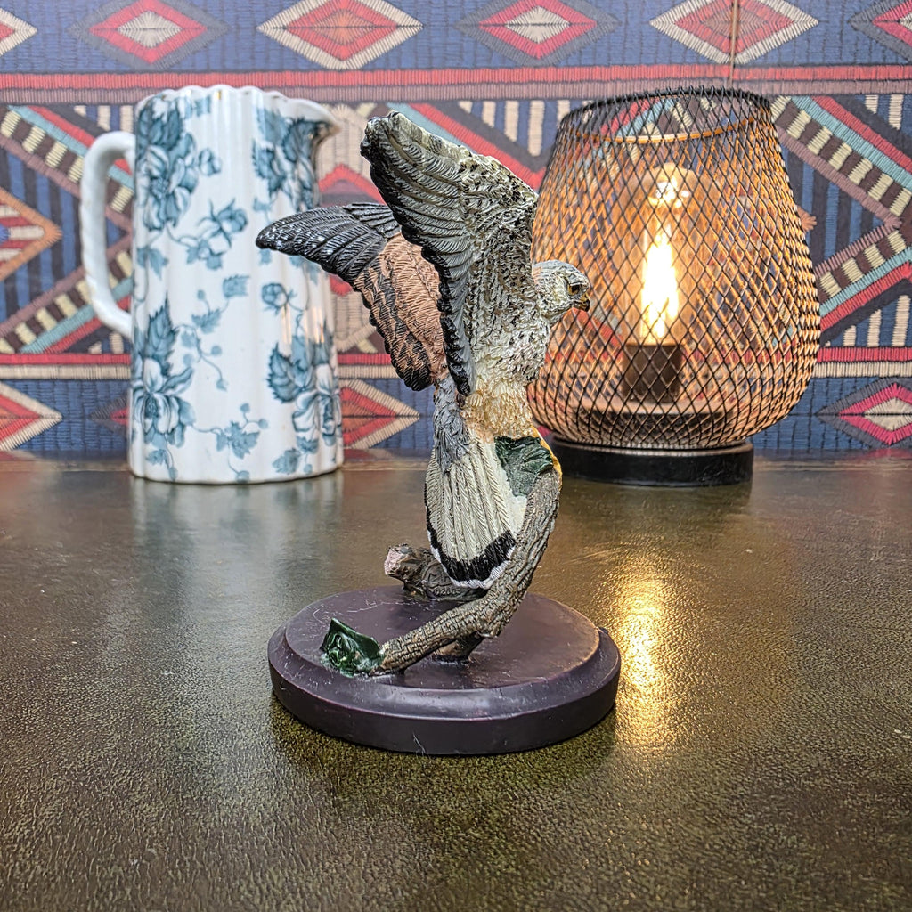 Kestrel Bird Figurine Reader's Digest 2004 Hand Painted Falcon Sculpture Andy Pearce Wildlife Collectible