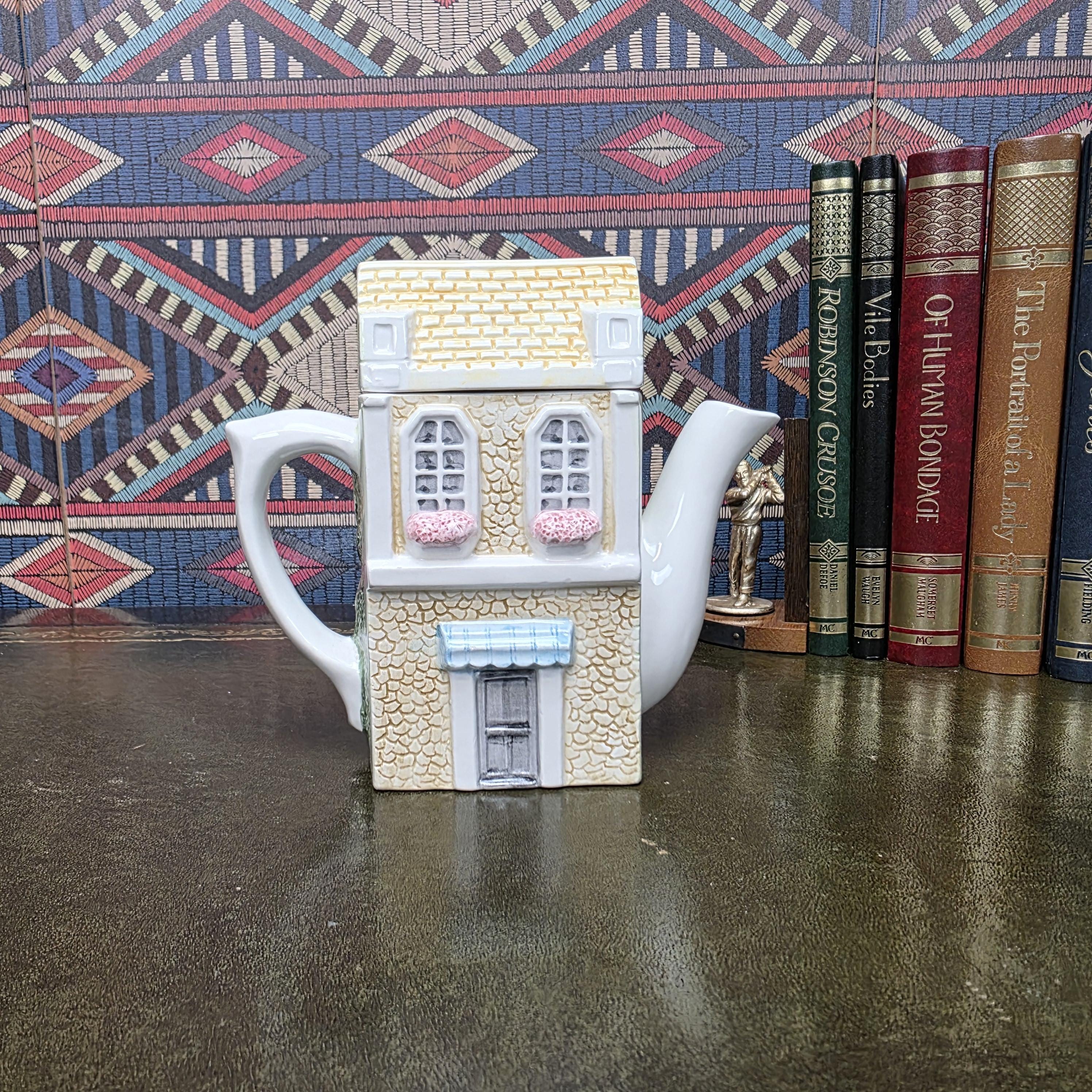 Leonardo Collection Post Office Teapot Ceramic Village House Novelty Tea Pot British Cottage Decor